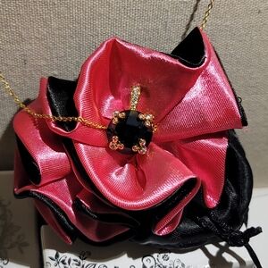 Disney Gold Plated black onyx pendant Mickey Mouse Silhouette. 18"